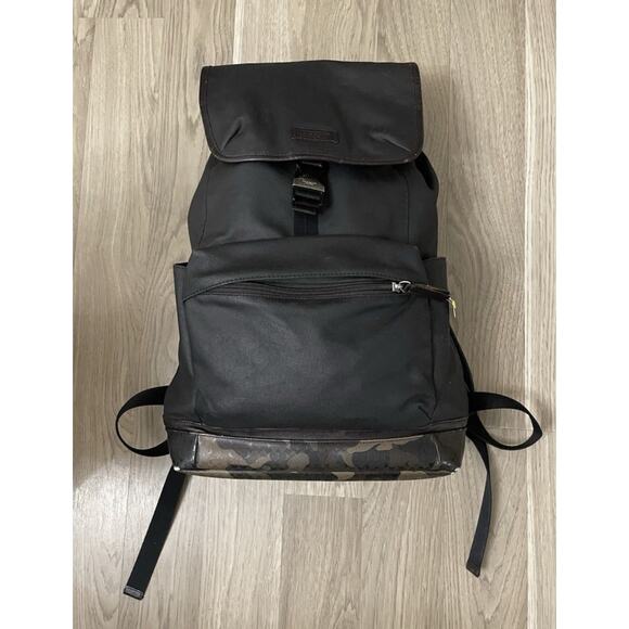 COACH Backpack Bag Black Camouflage F70822 Very Light Use Fast Shipping - Picture 2 of 11